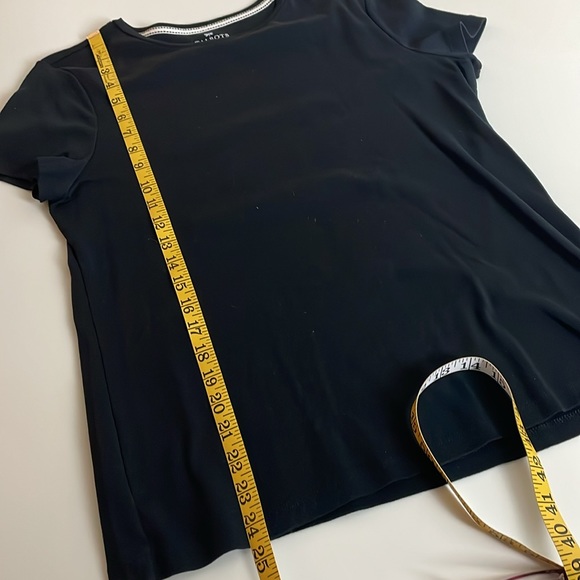 Talbots Black Short Sleeve Tee- Large - Picture 7 of 9